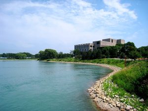 Northwestern_University_-_lake_fill
